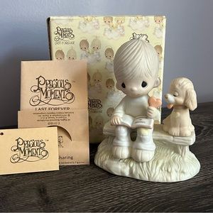 PRECIOUS MOMENTS - LOVING IS SHARING #17